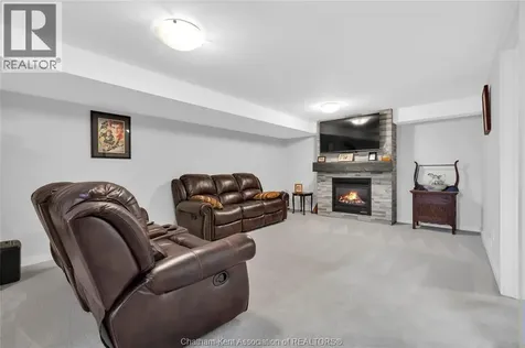 10 Clara Crescent Chatham ON N7M 0R8