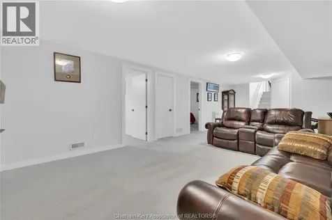 10 Clara Crescent Chatham ON N7M 0R8