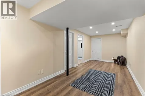 8424 Mulberry Drive Niagara Falls ON L2H 0K4
