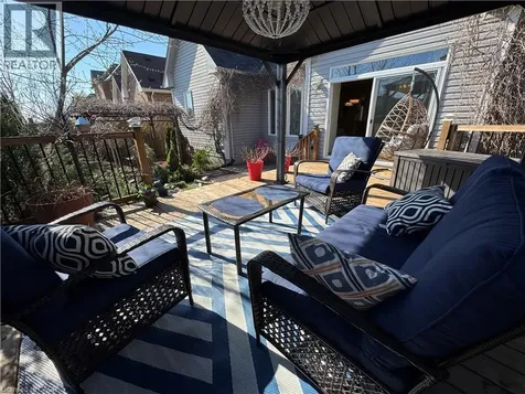 8424 Mulberry Drive Niagara Falls ON L2H 0K4