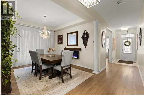 8424 Mulberry Drive Niagara Falls ON L2H 0K4