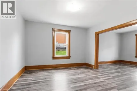 12 Todd Street Cambridge ON N1R 1G5