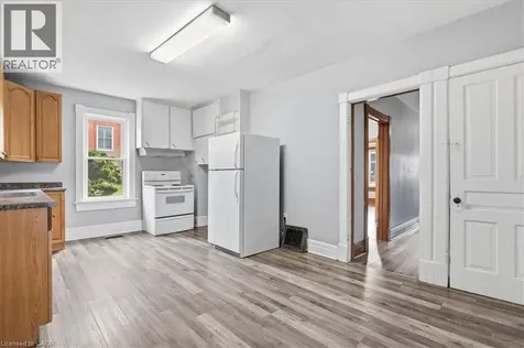12 Todd Street Cambridge ON N1R 1G5