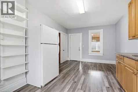 12 Todd Street Cambridge ON N1R 1G5
