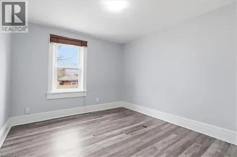 12 Todd Street Cambridge ON N1R 1G5