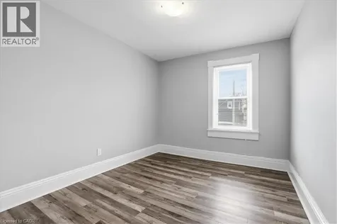 12 Todd Street Cambridge ON N1R 1G5