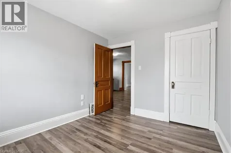 12 Todd Street Cambridge ON N1R 1G5