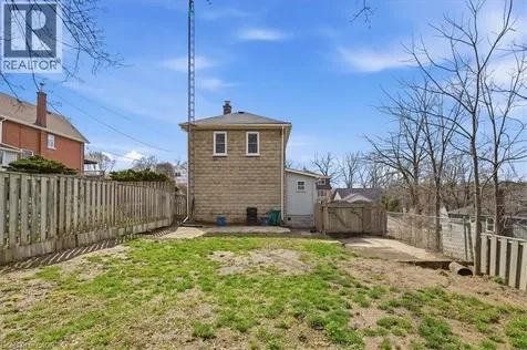 12 Todd Street Cambridge ON N1R 1G5
