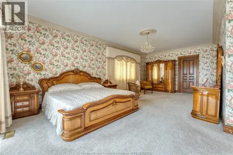 300 Elmgrove Drive Lakeshore ON N8N 3S4