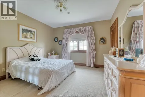 300 Elmgrove Drive Lakeshore ON N8N 3S4