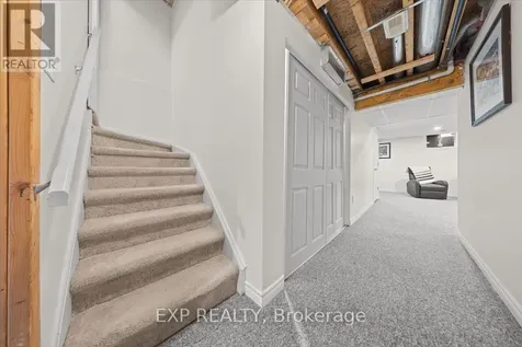 104 Harmattan Avenue Ottawa ON K2S 0E3