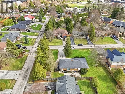 13 Westview Crescent Waterdown ON L8B 0E4