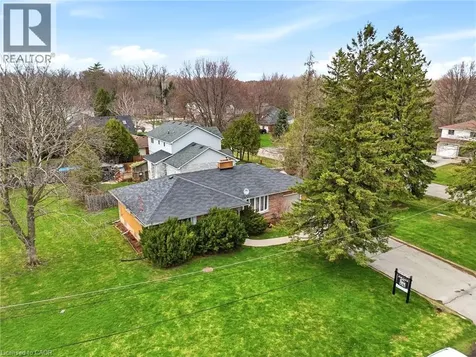 13 Westview Crescent Waterdown ON L8B 0E4