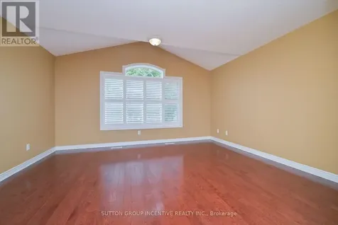 4 Belair Place New Tecumseth ON L9R 1Z1