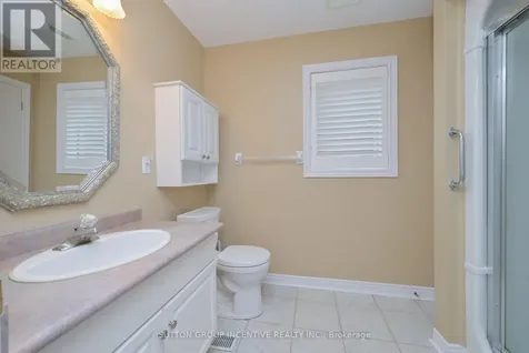 4 Belair Place New Tecumseth ON L9R 1Z1
