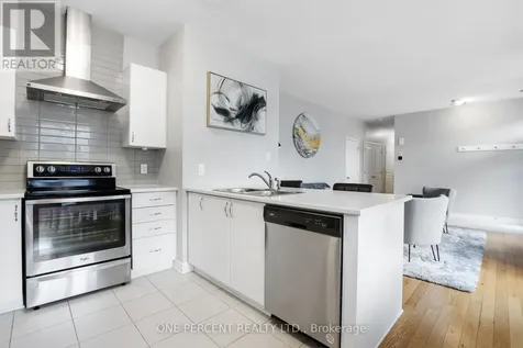 735 Dearborn Private Ottawa ON K1T 0W3