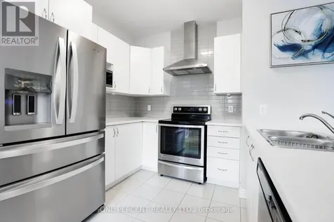 735 Dearborn Private Ottawa ON K1T 0W3