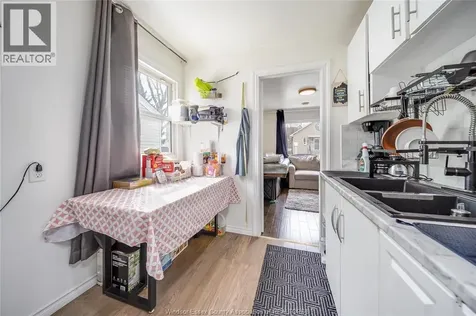 744 Mcdougall Street Windsor ON N9A 1L8
