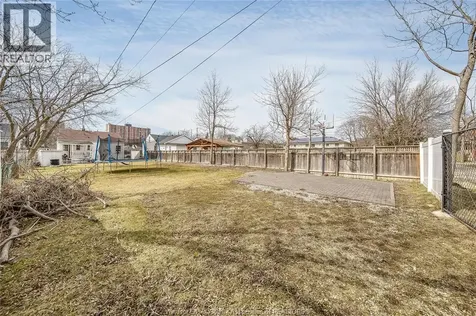 744 Mcdougall Street Windsor ON N9A 1L8