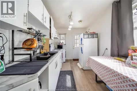744 Mcdougall Street Windsor ON N9A 1L8