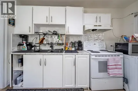 744 Mcdougall Street Windsor ON N9A 1L8