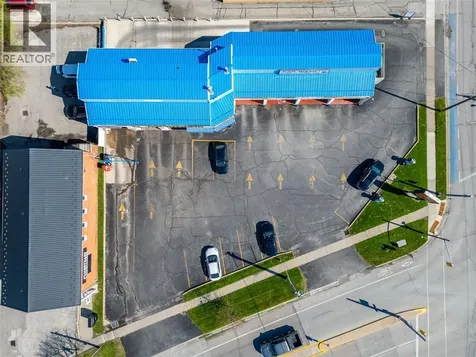 646 Cathcart Boulevard Sarnia ON N7V 2N4