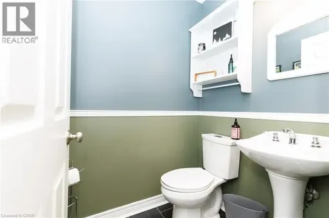 35 Brookfield Boulevard Dunnville ON N1A 3G2