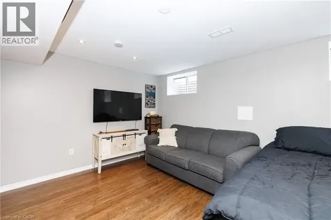 35 Brookfield Boulevard Dunnville ON N1A 3G2