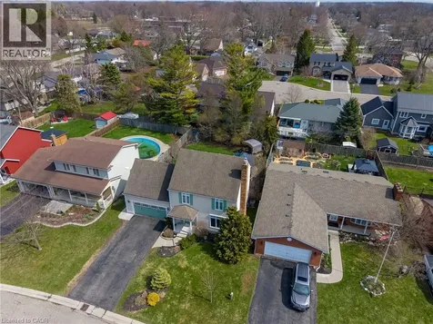 35 Brookfield Boulevard Dunnville ON N1A 3G2
