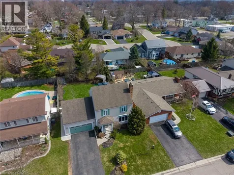 35 Brookfield Boulevard Dunnville ON N1A 3G2