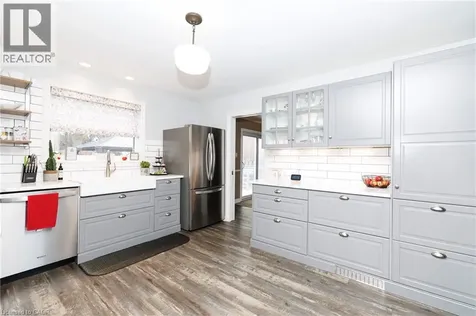 35 Brookfield Boulevard Dunnville ON N1A 3G2