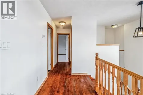 82 Whitlaw Way Paris ON N3L 4B5