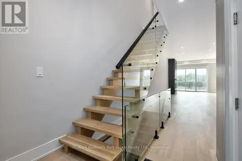 11 Waterview Lane Blue Mountains ON N0H 2P0