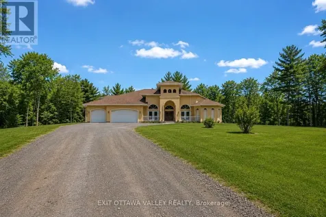 740 Walford Road Laurentian Valley ON K8A 6W5