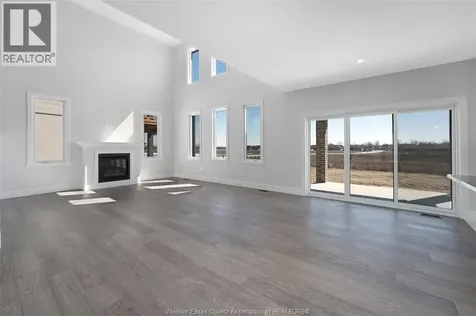 85 Kingsbridge Amherstburg ON N9V 0G8