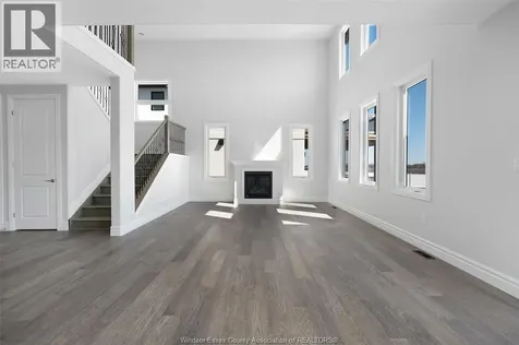 85 Kingsbridge Amherstburg ON N9V 0G8