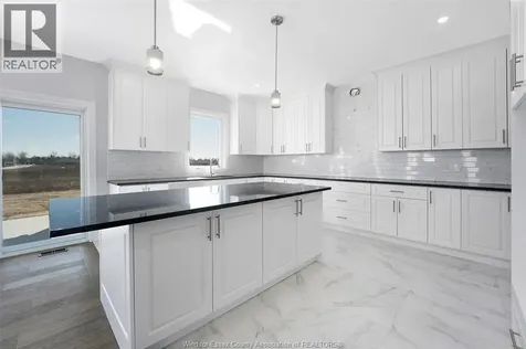 85 Kingsbridge Amherstburg ON N9V 0G8