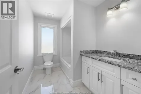 85 Kingsbridge Amherstburg ON N9V 0G8