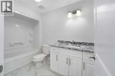 85 Kingsbridge Amherstburg ON N9V 0G8