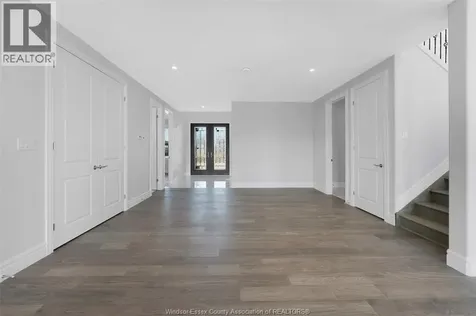 85 Kingsbridge Amherstburg ON N9V 0G8
