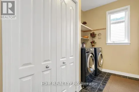 122 Rodeo Drive Ottawa ON K2J 5K3