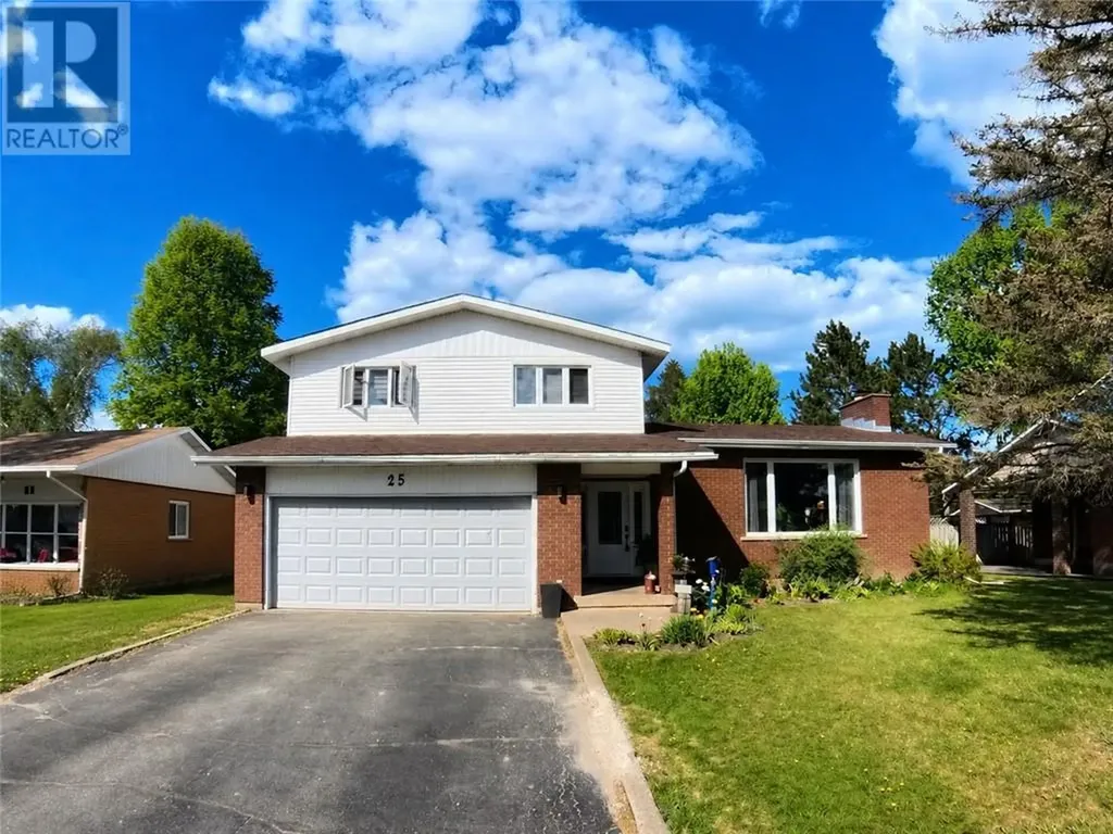 25 Goodman Avenue Espanola ON P5E 1A5
