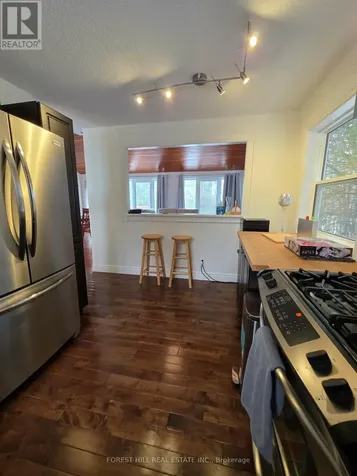 859 Lakeshore Road East Oro-medonte ON L0L 1T0