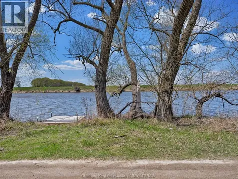83 Marentette Beach Drive Leamington ON N8H 3V7