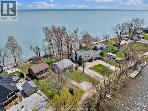 83 Marentette Beach Drive Leamington ON N8H 3V7