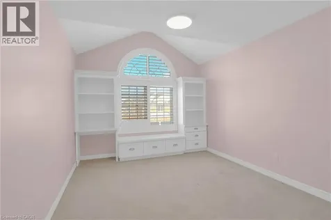 22 Woodhouse Street Hamilton ON L9K 0H2