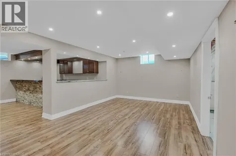 22 Woodhouse Street Hamilton ON L9K 0H2