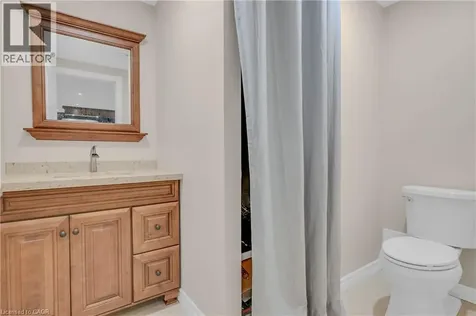 22 Woodhouse Street Hamilton ON L9K 0H2