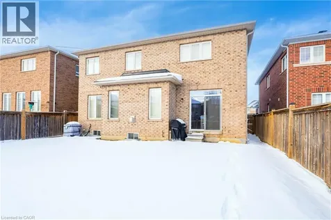 22 Woodhouse Street Hamilton ON L9K 0H2