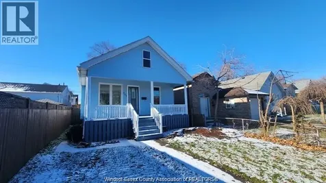 989 Oak Avenue Windsor ON N9A 5G3